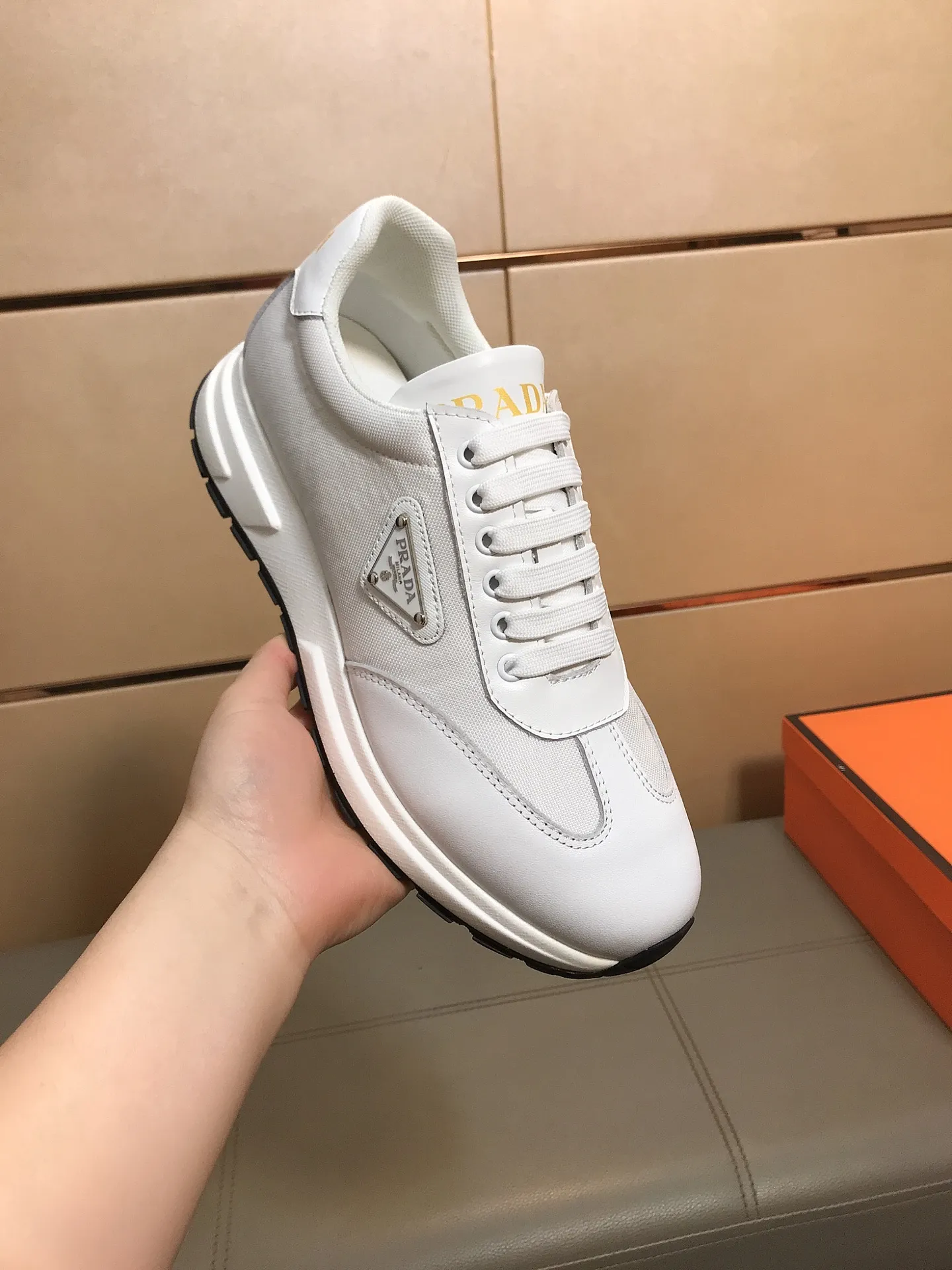Ex-factory price 400 💎💎🆕Prada's latest casual and fashionable men's shoes👟hot style💥simple and elegant style, exclusive for trendy men. Unique latest brand elements👑, fashionable and generous, imported cowhide leather splicing breathable fabrics, comfortable lining + sheepskin feet, super comfortable and wear-resistant outsole, classic model taken in kind, code number: 38-44